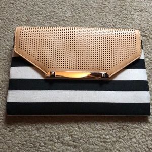 Stella and Dot Clutch